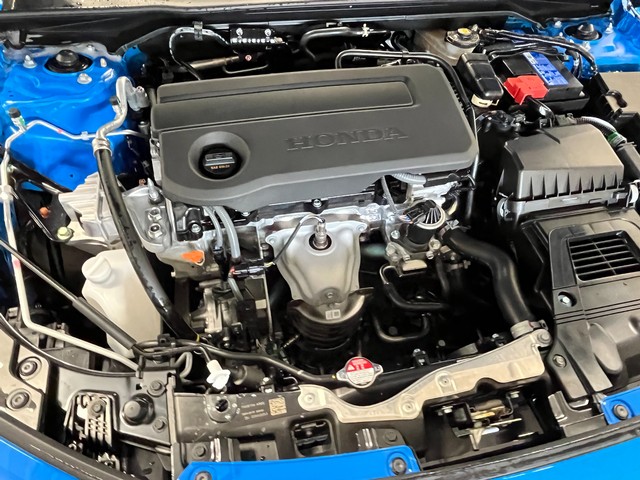 Honda Civic Hatchback Vehicle Full-screen Gallery Image 12