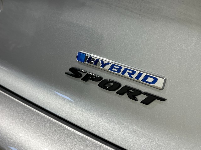 Honda Accord Hybrid Vehicle Full-screen Gallery Image 06