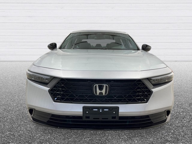 Honda Accord Hybrid Vehicle Full-screen Gallery Image 10