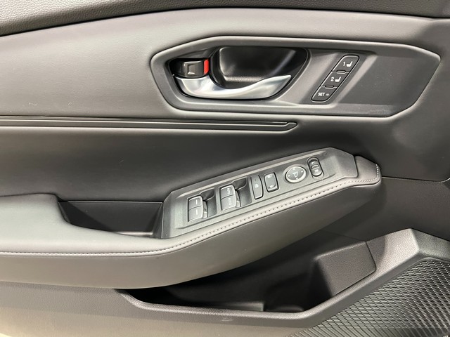 Honda Accord Hybrid Vehicle Full-screen Gallery Image 15