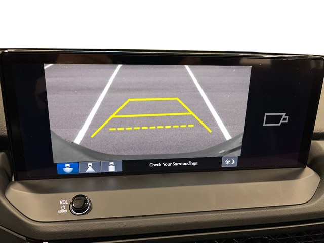 Honda Accord Hybrid Vehicle Full-screen Gallery Image 22