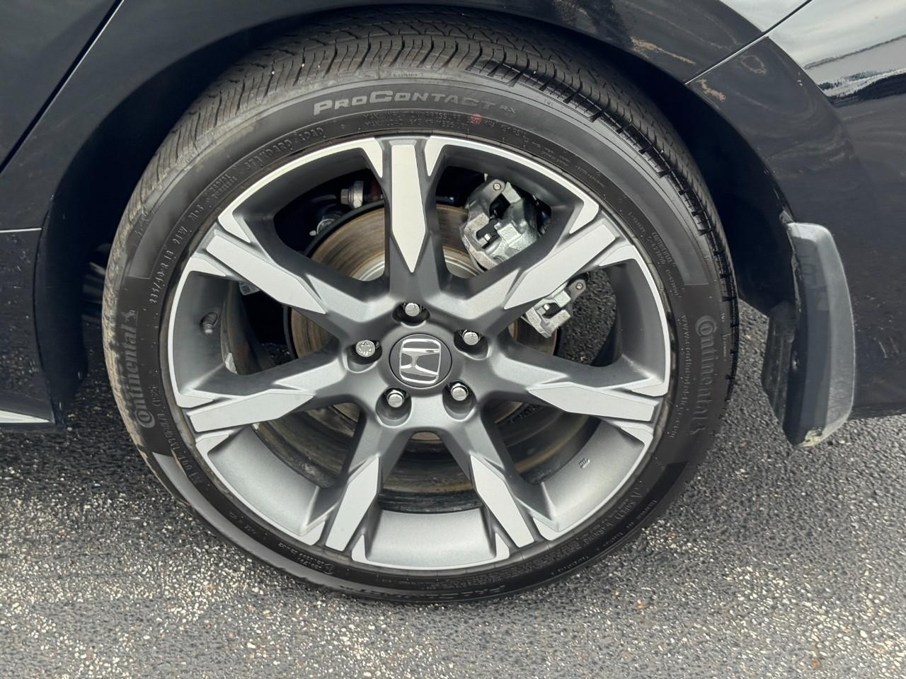 Honda Civic Sedan Hybrid Vehicle Full-screen Gallery Image 07