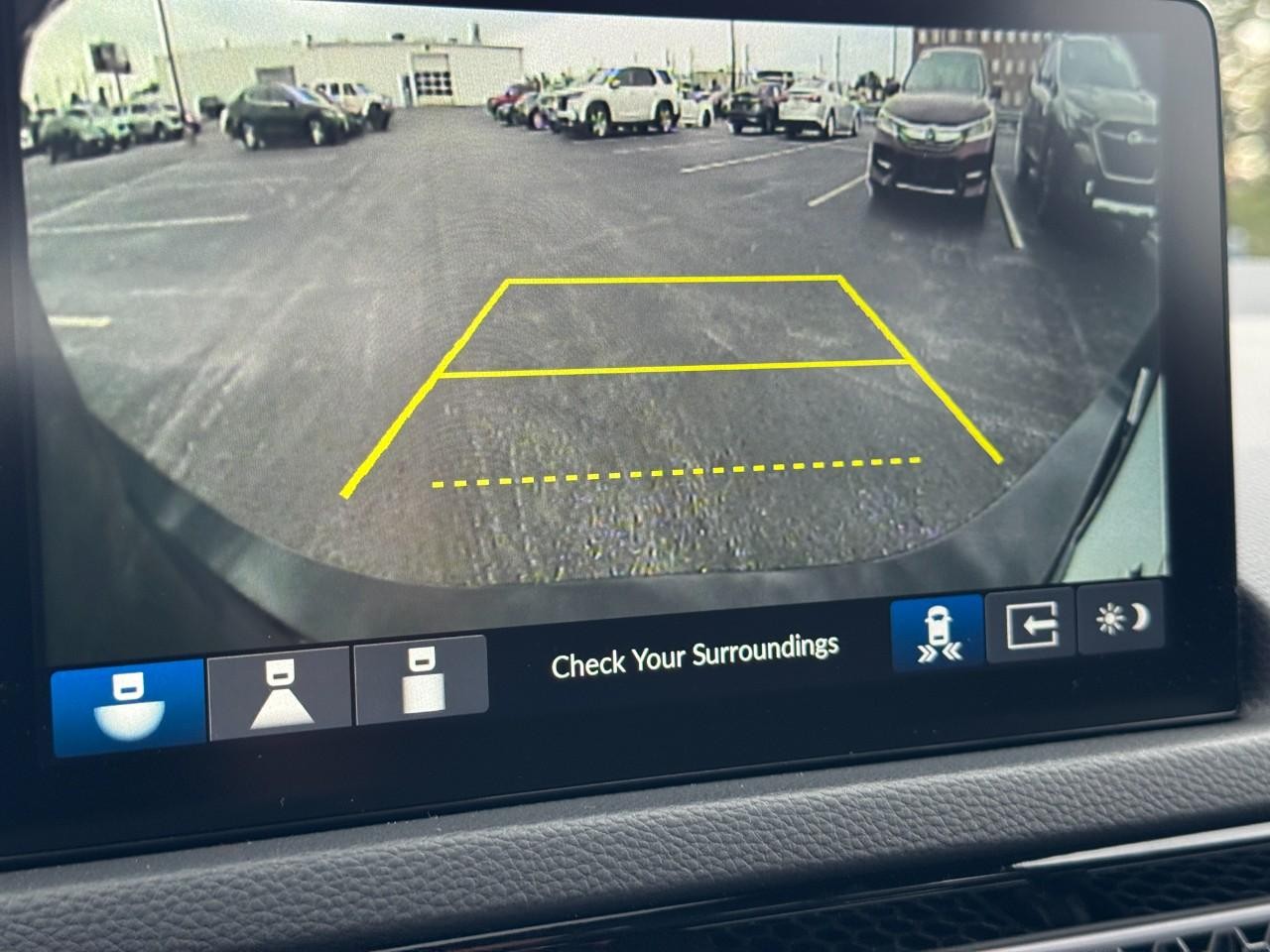 Honda Civic Sedan Hybrid Vehicle Full-screen Gallery Image 20