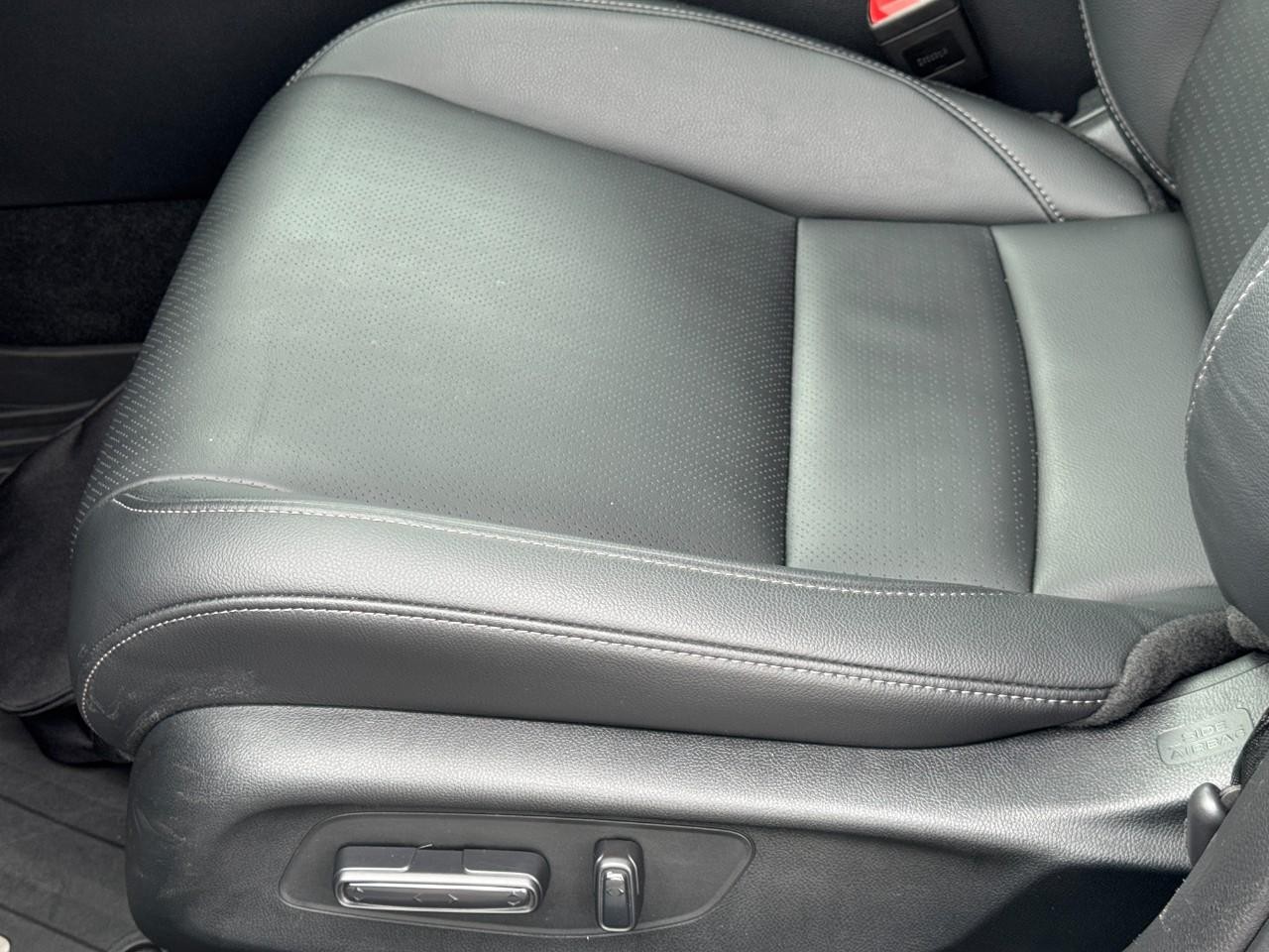 Honda Civic Sedan Hybrid Vehicle Full-screen Gallery Image 26