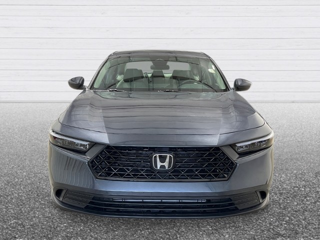 Honda Accord Sedan Vehicle Full-screen Gallery Image 09