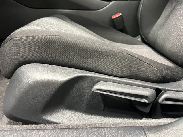 Honda Accord Sedan Vehicle Full-screen Gallery Image 13