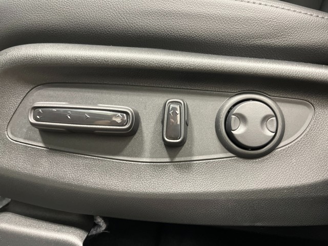 Honda CR-V Vehicle Full-screen Gallery Image 13