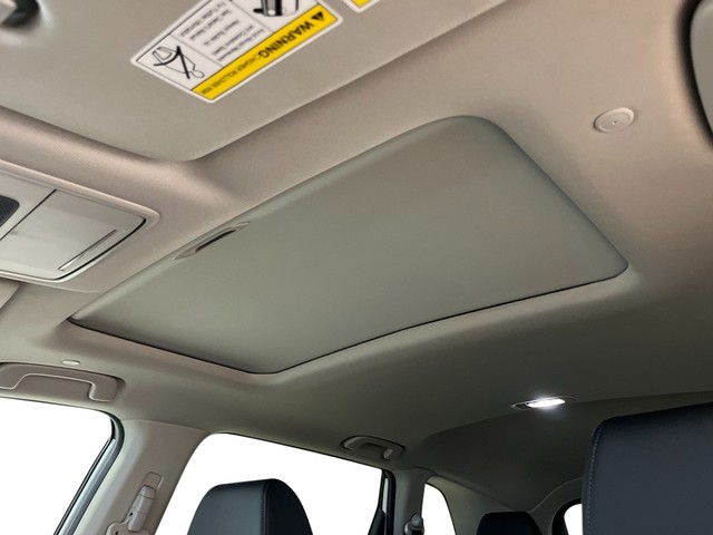 Honda CR-V Vehicle Full-screen Gallery Image 23