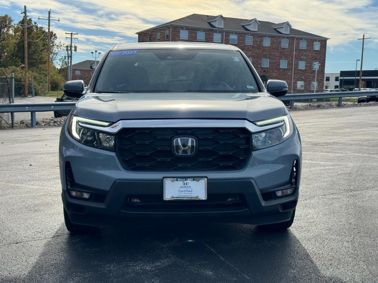Honda Passport Vehicle Full-screen Gallery Image 09