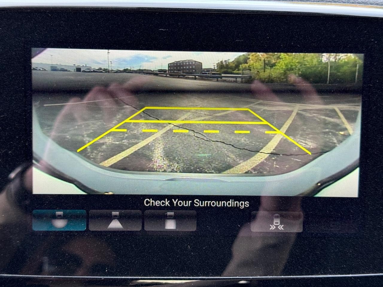 Honda Passport Vehicle Full-screen Gallery Image 24