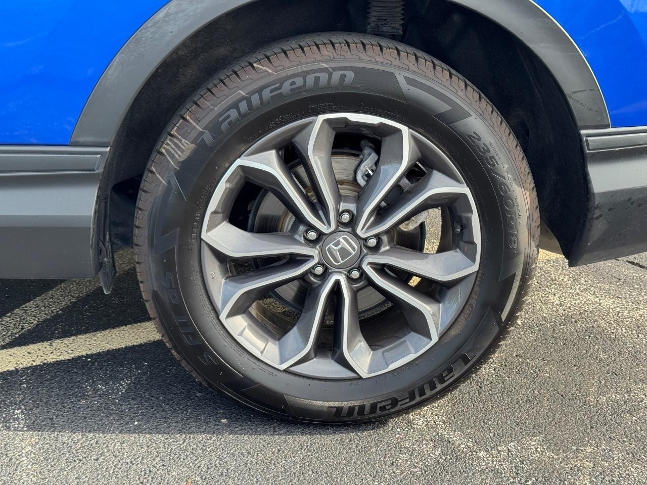 Honda CR-V Vehicle Full-screen Gallery Image 07