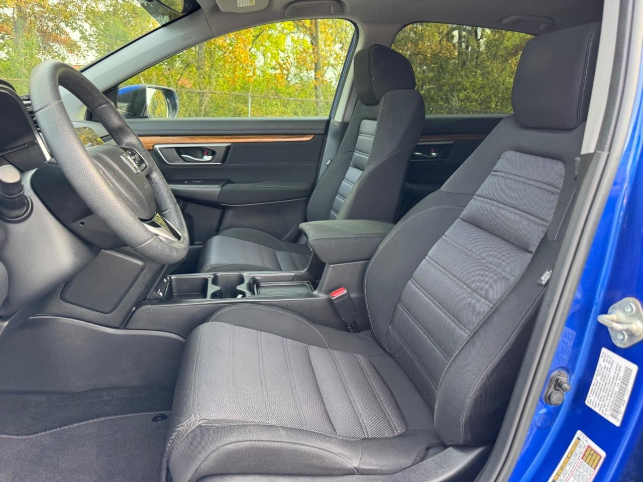 Honda CR-V Vehicle Full-screen Gallery Image 17