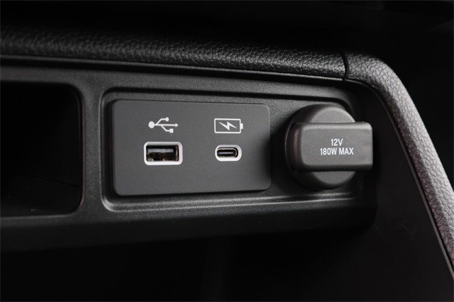 Honda Pilot Vehicle Full-screen Gallery Image 14