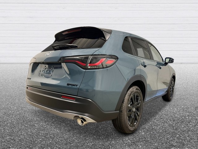 Honda HR-V Vehicle Full-screen Gallery Image 05