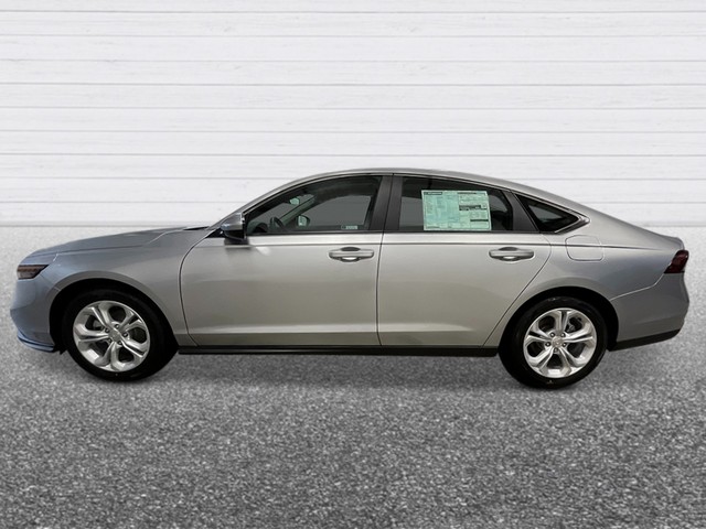 Honda Accord Sedan Vehicle Full-screen Gallery Image 02