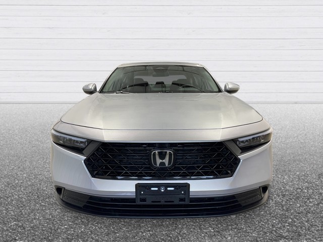 Honda Accord Sedan Vehicle Full-screen Gallery Image 09