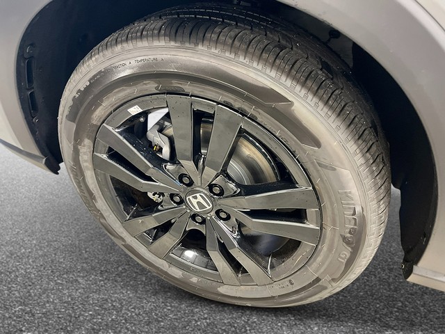 Honda HR-V Vehicle Full-screen Gallery Image 11