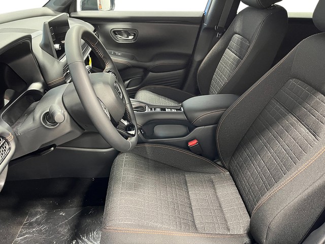 Honda HR-V Vehicle Full-screen Gallery Image 13