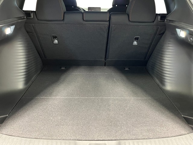 Honda HR-V Vehicle Full-screen Gallery Image 24