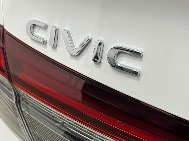 Honda Civic Sedan Hybrid Vehicle Full-screen Gallery Image 06