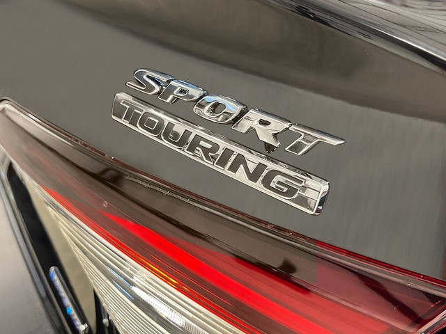 Honda Civic Sedan Hybrid Vehicle Full-screen Gallery Image 07