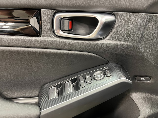 Honda Civic Sedan Hybrid Vehicle Full-screen Gallery Image 15