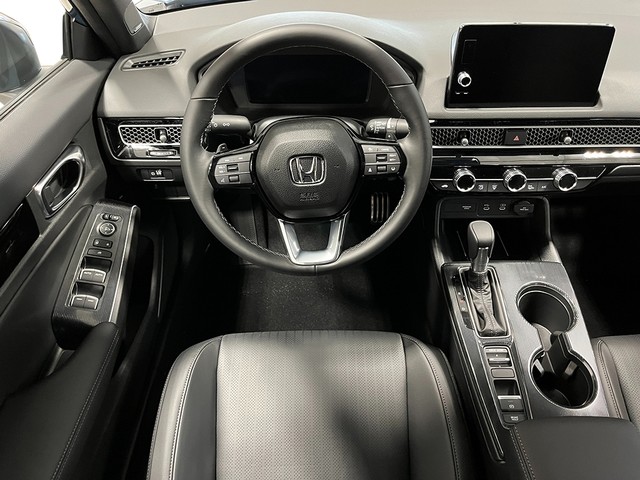 Honda Civic Sedan Hybrid Vehicle Full-screen Gallery Image 17