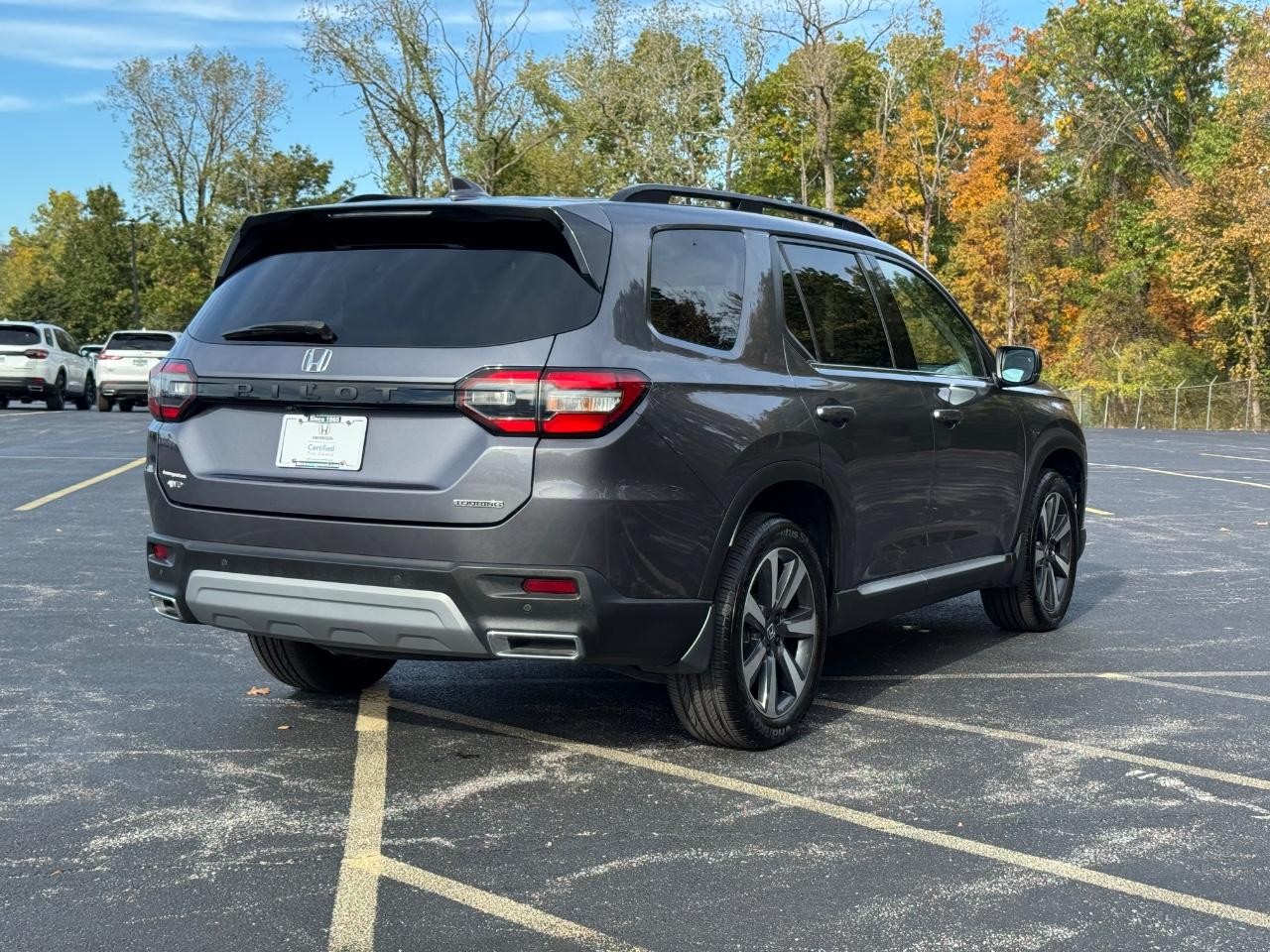 Honda Pilot Vehicle Full-screen Gallery Image 03