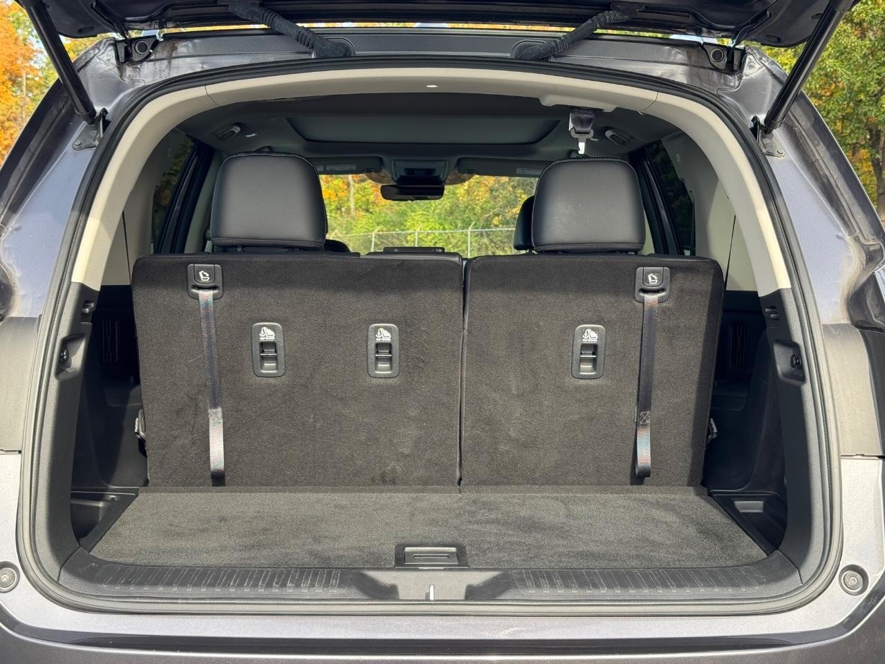 Honda Pilot Vehicle Full-screen Gallery Image 04