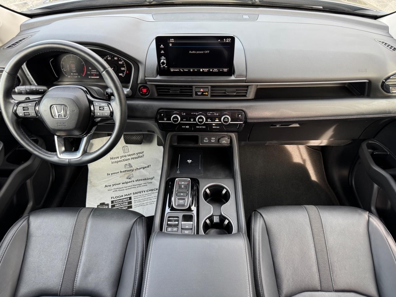 Honda Pilot Vehicle Full-screen Gallery Image 12