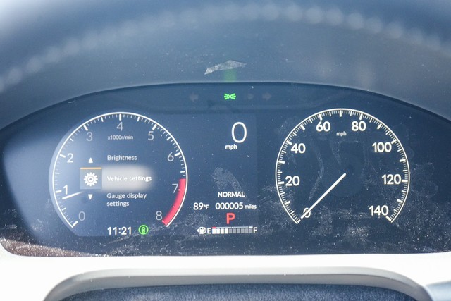 Honda HR-V Vehicle Full-screen Gallery Image 16