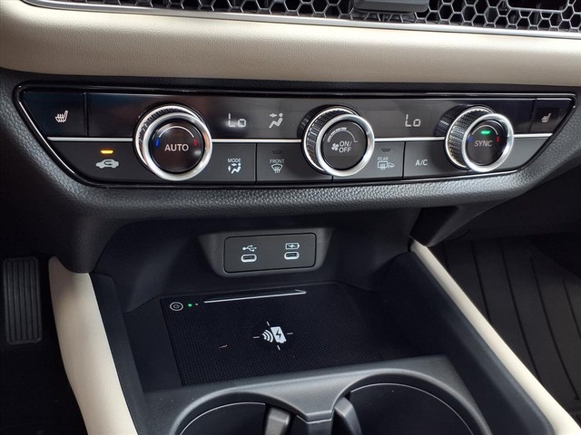 Honda HR-V Vehicle Full-screen Gallery Image 25