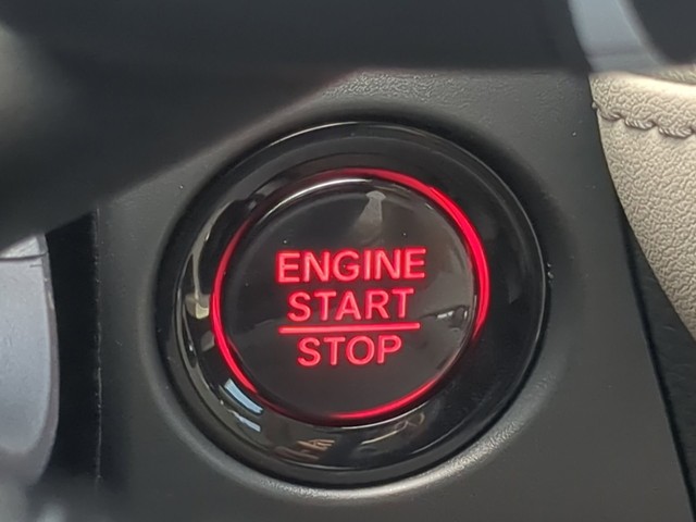 Honda HR-V Vehicle Full-screen Gallery Image 27