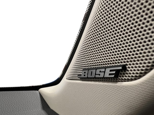 Honda Accord Hybrid Vehicle Full-screen Gallery Image 33