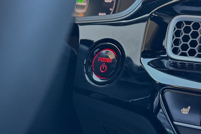 Honda Civic Sedan Hybrid Vehicle Full-screen Gallery Image 21