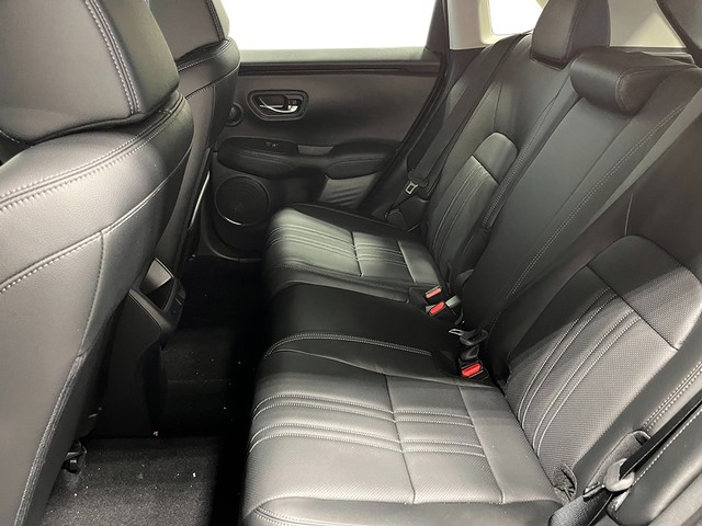 Honda HR-V Vehicle Full-screen Gallery Image 21