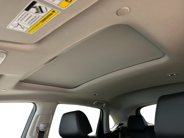 Honda HR-V Vehicle Full-screen Gallery Image 23