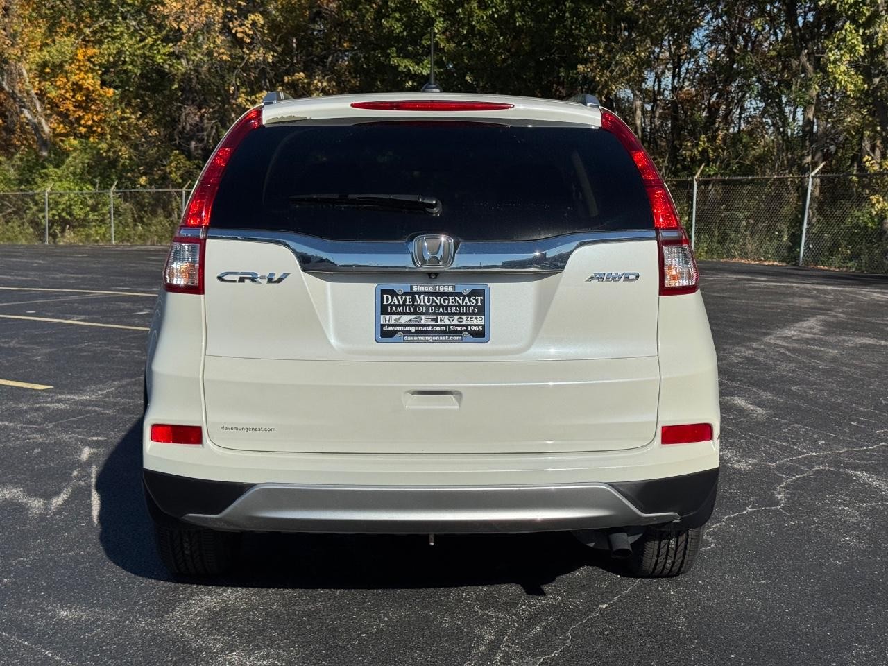 Honda CR-V Vehicle Full-screen Gallery Image 05