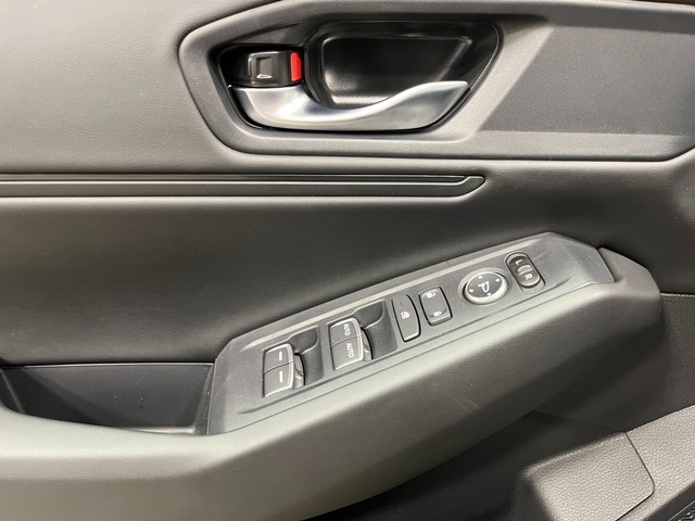 Honda Accord Sedan Vehicle Full-screen Gallery Image 14