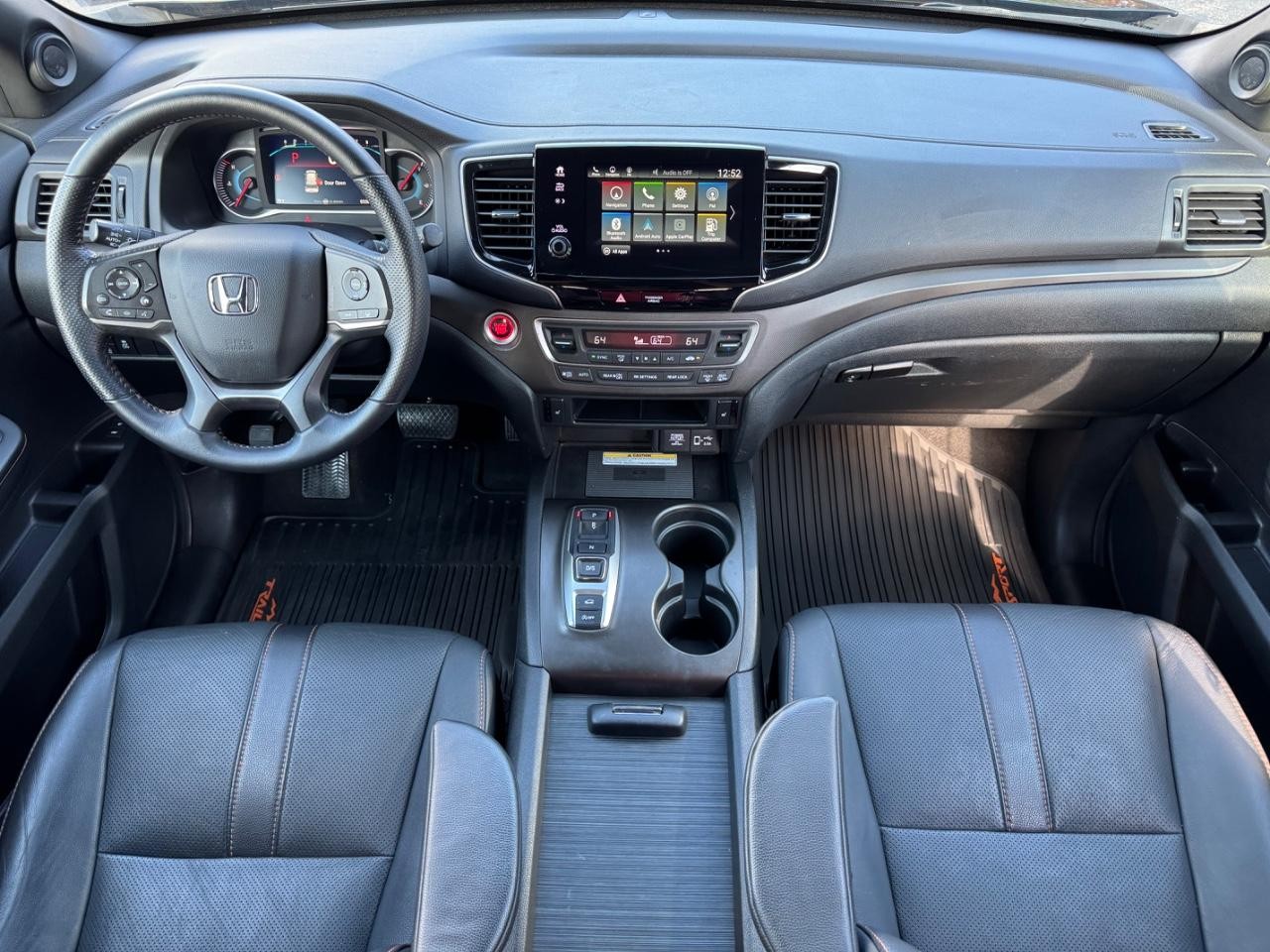 Honda Pilot Vehicle Full-screen Gallery Image 12