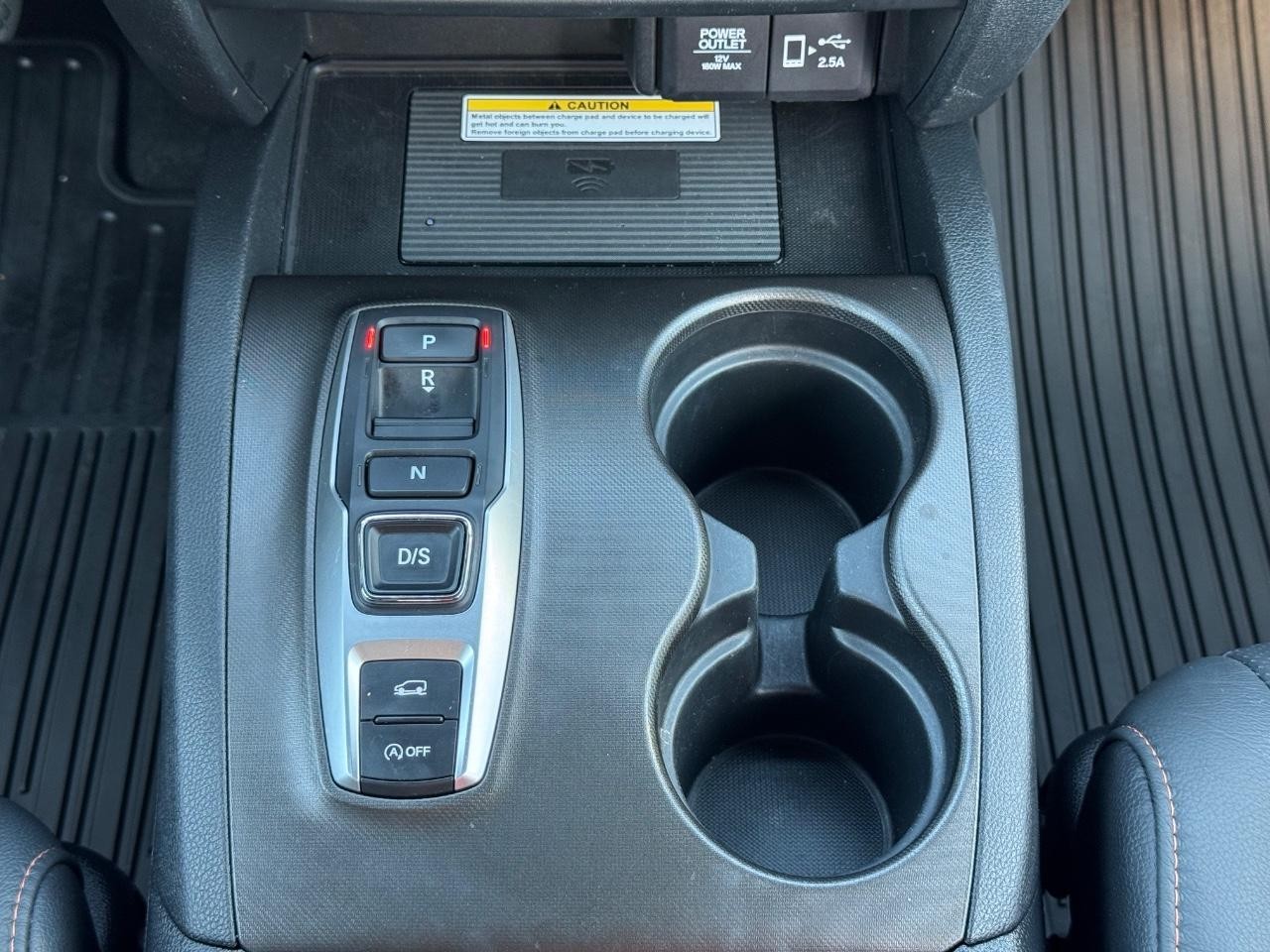 Honda Pilot Vehicle Full-screen Gallery Image 16