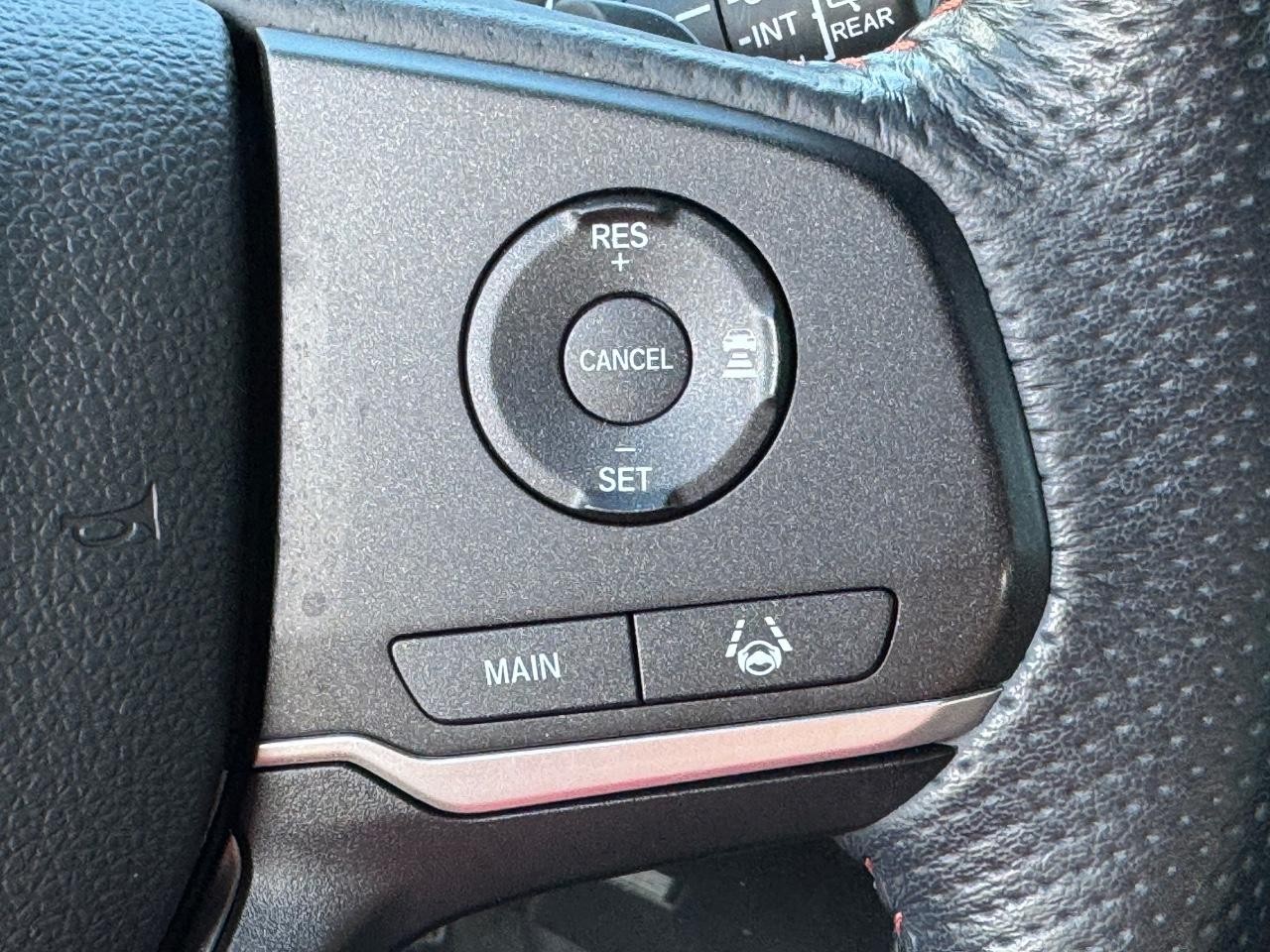 Honda Pilot Vehicle Full-screen Gallery Image 23