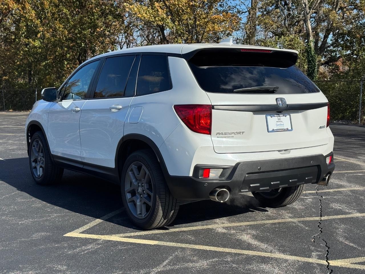 Honda Passport Vehicle Full-screen Gallery Image 06