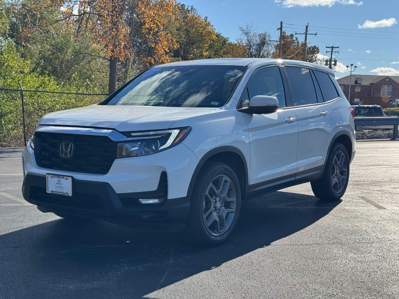 Honda Passport Vehicle Full-screen Gallery Image 08