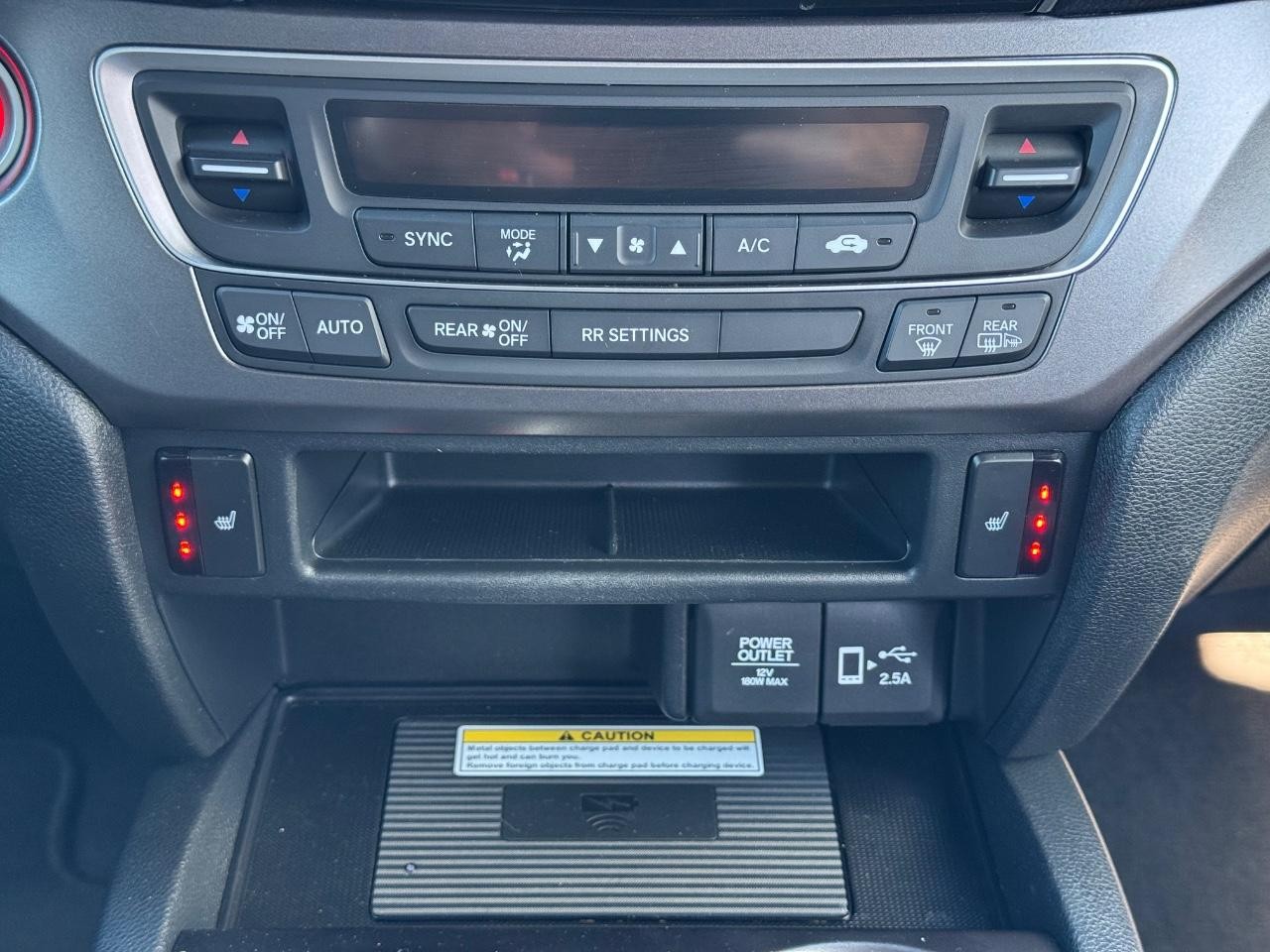 Honda Passport Vehicle Full-screen Gallery Image 14