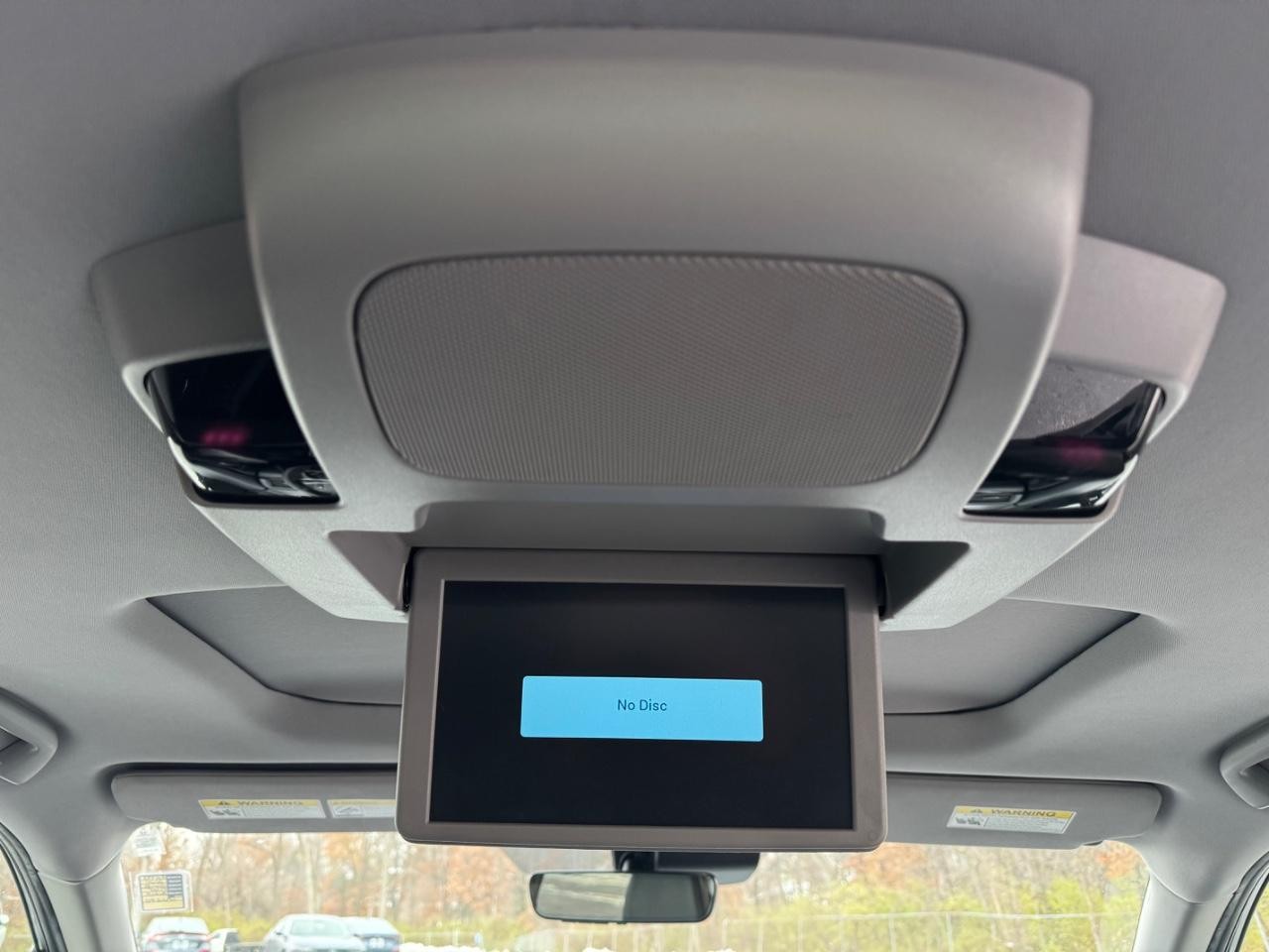 Honda Pilot Vehicle Full-screen Gallery Image 18