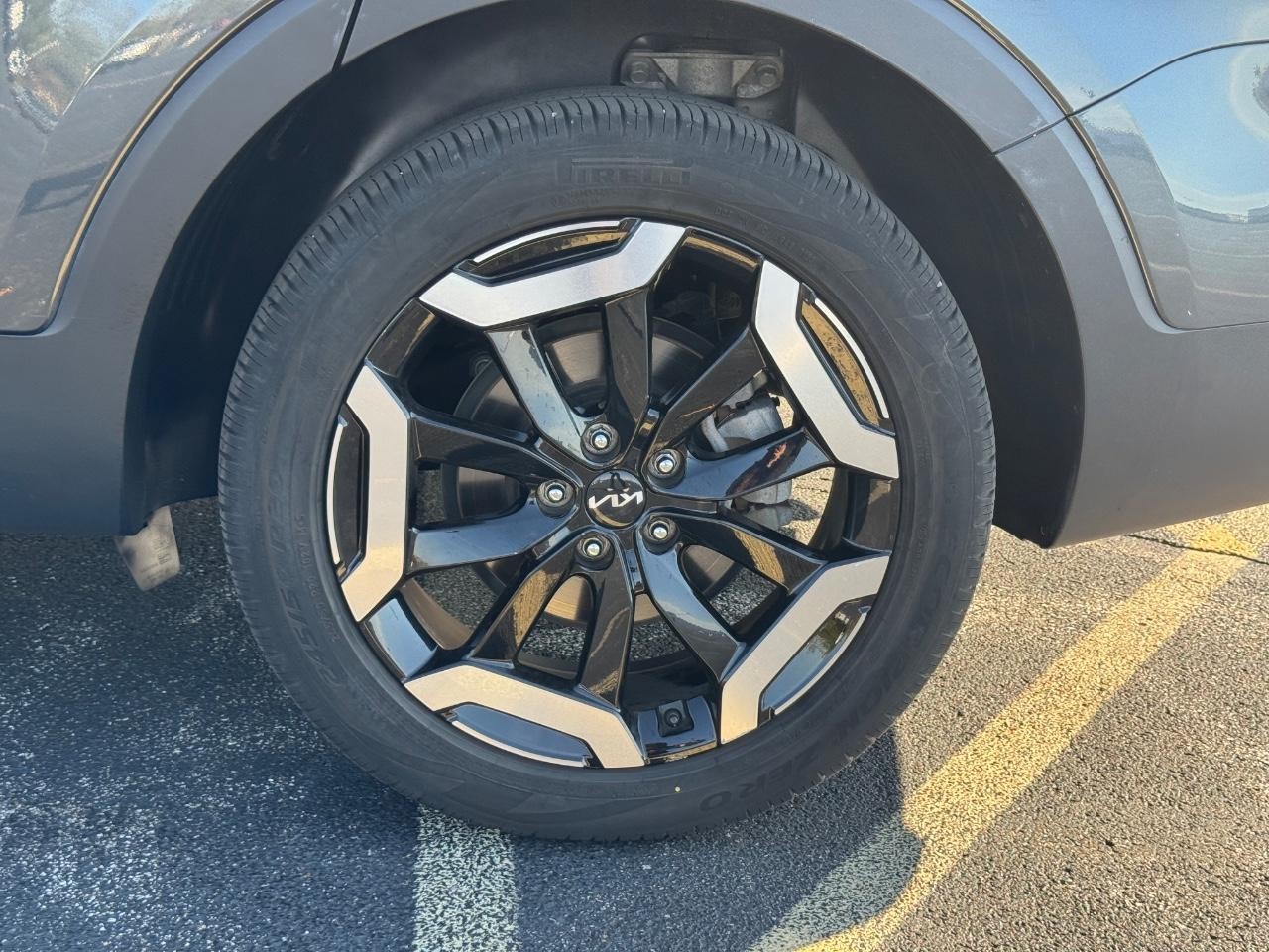 Kia Telluride Vehicle Full-screen Gallery Image 07