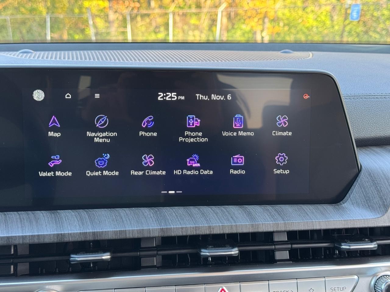 Kia Telluride Vehicle Full-screen Gallery Image 14