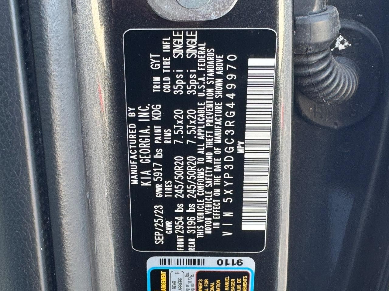 Kia Telluride Vehicle Full-screen Gallery Image 28