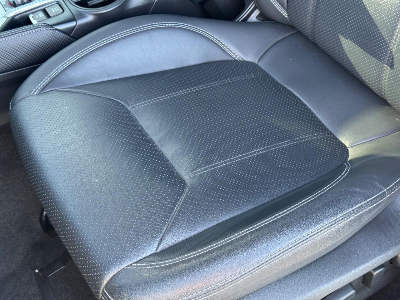 Subaru Forester Vehicle Full-screen Gallery Image 27